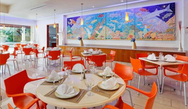 Holiday Inn Resort ****