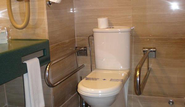 600×350-Hotel-Zentral-Center-WC