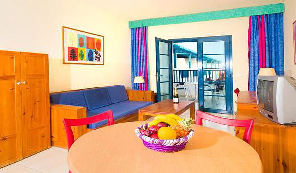 600×350-Lanzarote-Hotel-THB-TROPICAL-ISLAND-room