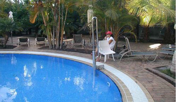 600×350-Lopesan-Costa-Meloneras-Resort-Gran-canaria-maspalomas-Pool-hoist