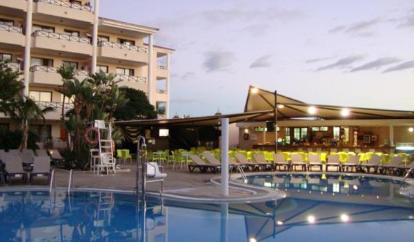Appartementenhotel Parque La Paz ***