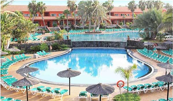 Corralejo, Hotel Oasis Village ***