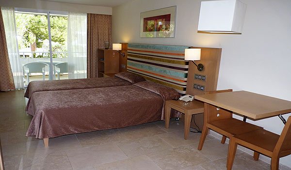 Aparthotel Ponent Mar