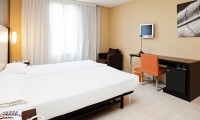 200×120-Almirante-hotel-slaapkamer.jpg