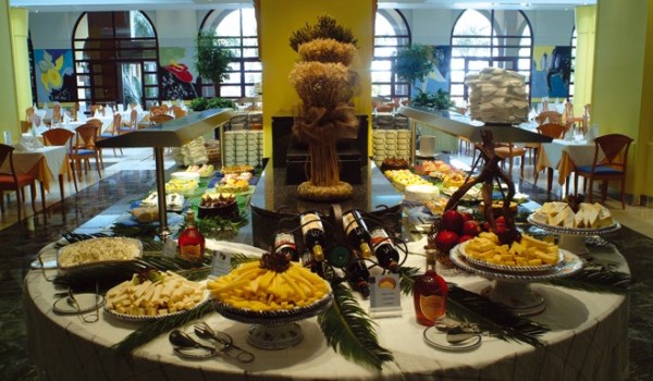 600×350-Meloneras-buffe.jpg
